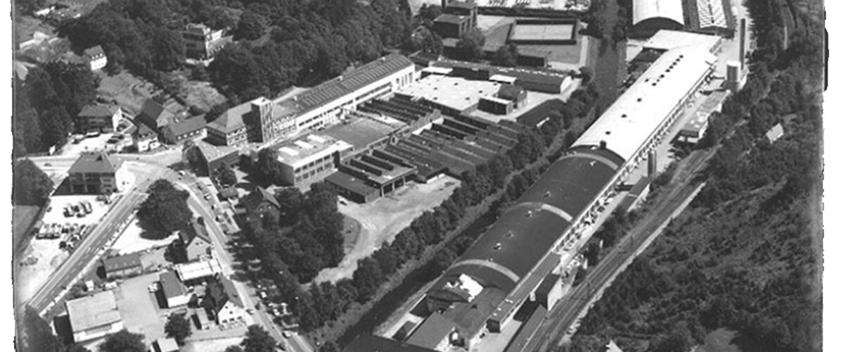 Historic Photo With Antique Paper Edge Website